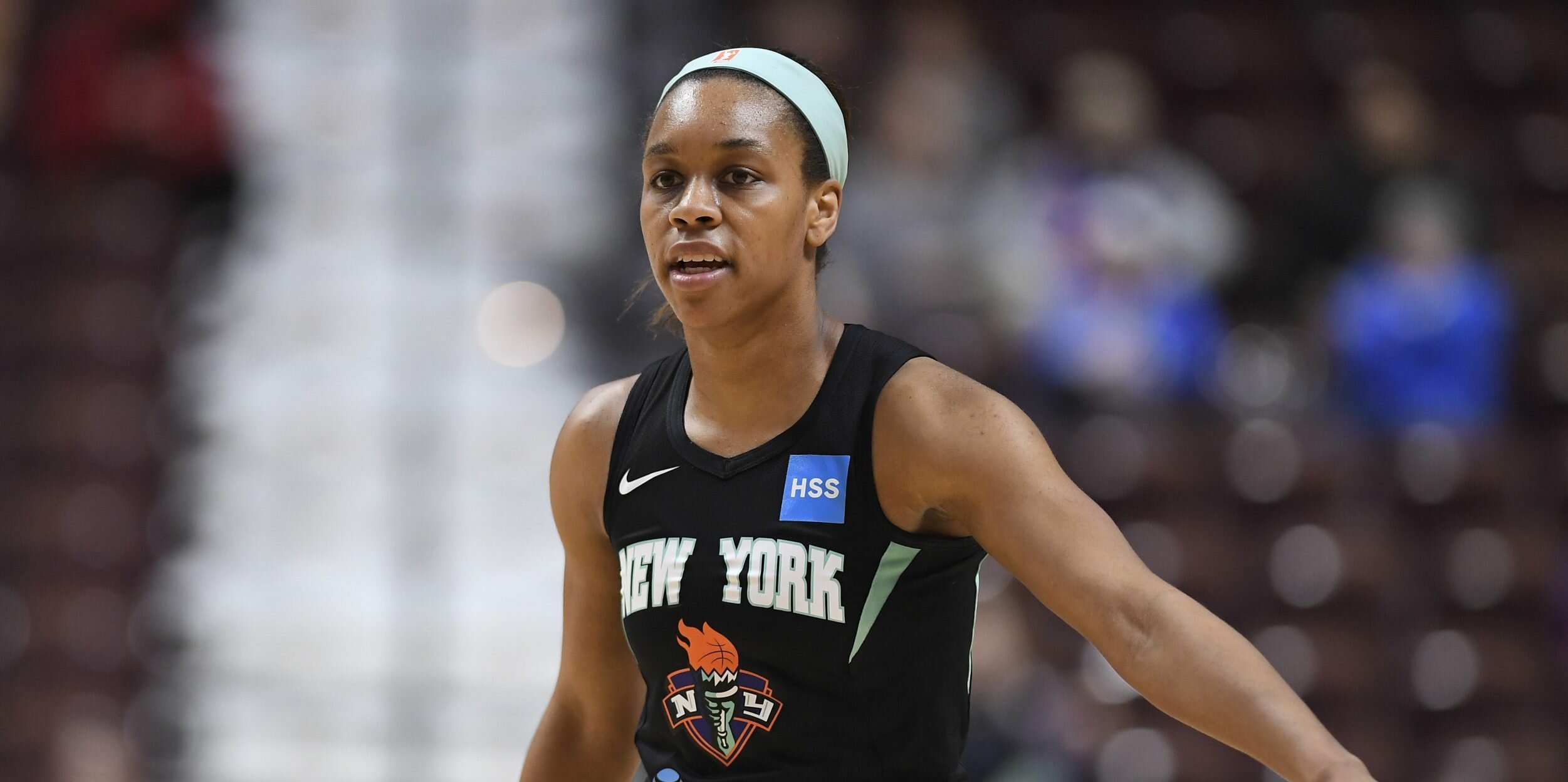 La larga espera de Asia Durr llega a su fin: ¡Ya puede volver a jugar!