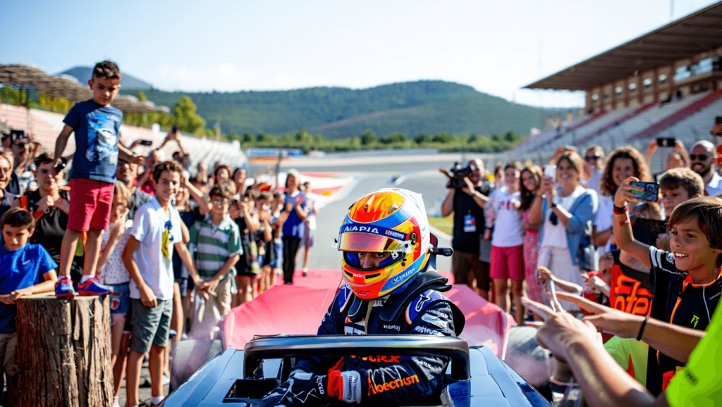 El 'alonsismo' se vuelca con Fernando Alonso