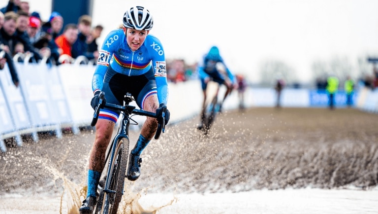 Lucinda Brand vuelve a imponerse en Loenhout y refuerza su dominio en el X2O Trofee de ciclocross
