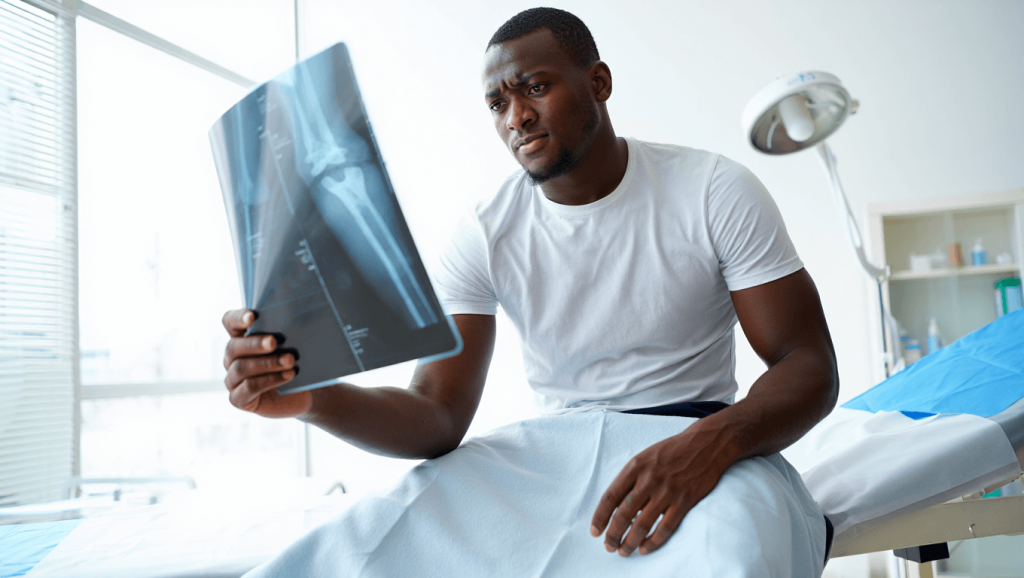 Samu Aghehowa se rompe el cruzado y se pierde el Mundial