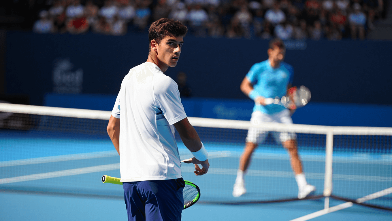 Alcaraz, verdugo de los franceses y cuartofinalista en Doha