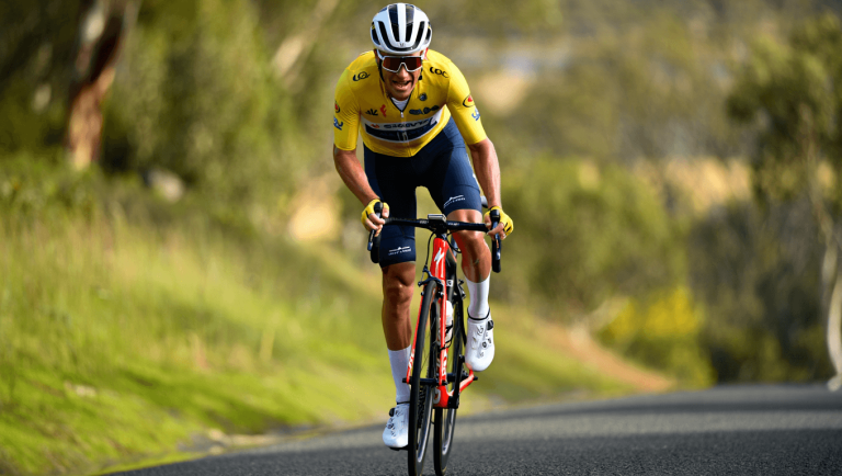 Tour Down Under: Jay Vine amplía su ventaja a un minuto y apunta a la victoria