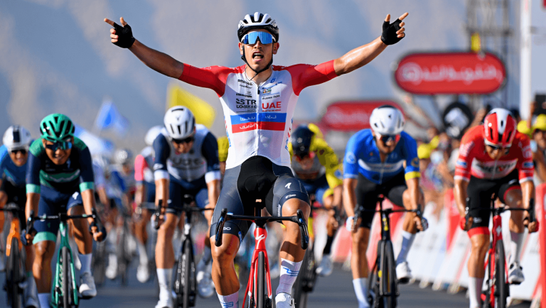 UAE Tour 2026: etapa 4 cambia la general y deja sorpresas