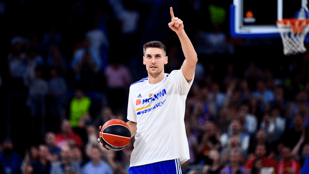 Hezonja pulveriza récords con el Real Madrid y da una LECCIÓN a la sección de fútbol 
