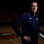 Pedro Martínez lo deja fuera de la rotación en ACB y su futuro parece lejos de Valencia Basket
