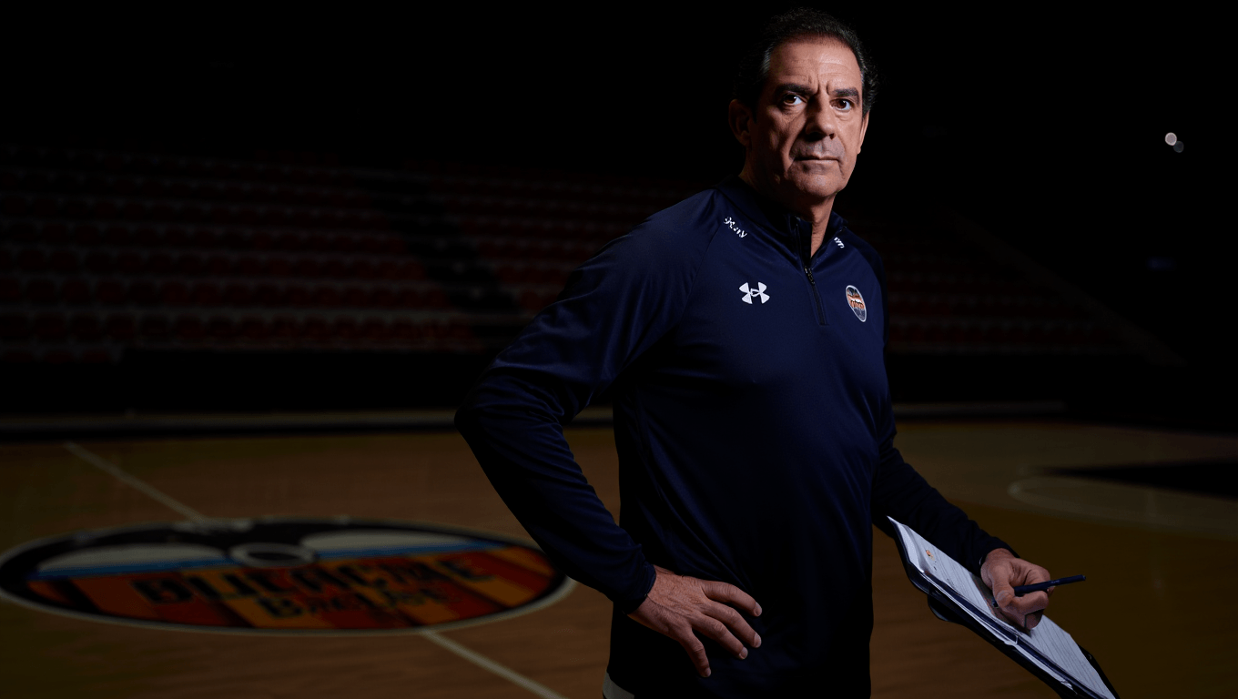 Pedro Martínez lo deja fuera de la rotación en ACB y su futuro parece lejos de Valencia Basket
