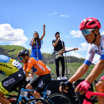 Miranda, tema central de la Vuelta a España: Despierto amándote suena en la carrera